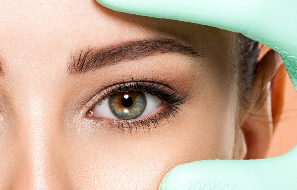 Blefaroplastyka, czyli chirurgia powiek, dla poprawy wyglądu i funkcji powiek.