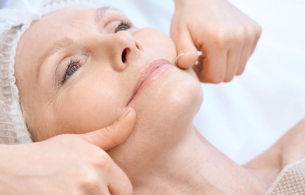 Rehabilitacja po operacjach plastycznych – skuteczne metody na przyspieszenie powrotu do zdrowia i poprawę efektów zabiegu. Chirurgia plastyczna Wrocław.